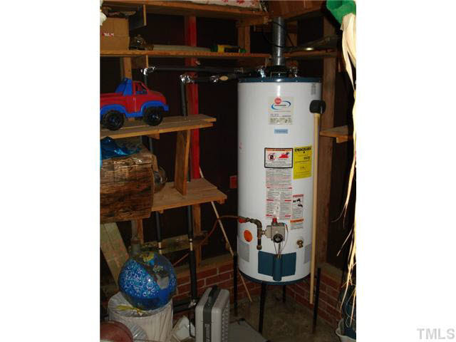 2157 Green Path Road Dunn, NC 28334 - Photo 22 of 25 Storage