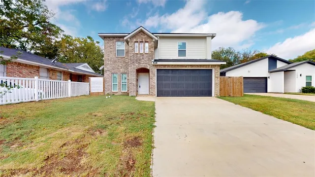 $430,000 | 1615 Poplar Street, Dallas, TX 75215