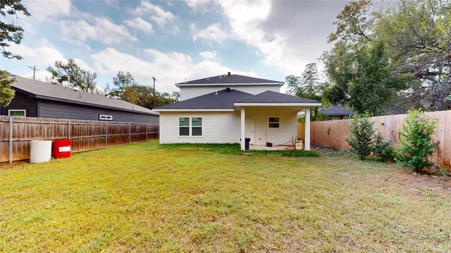 $430,000 | 1615 Poplar Street, Dallas, TX 75215