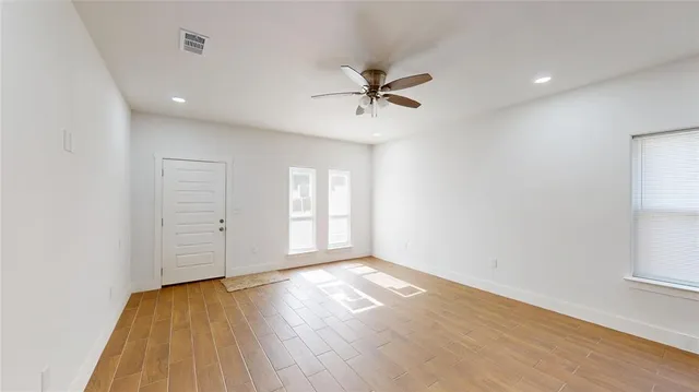 $430,000 | 1615 Poplar Street, Dallas, TX 75215