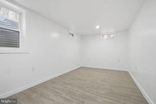 wooden floor in a empty room