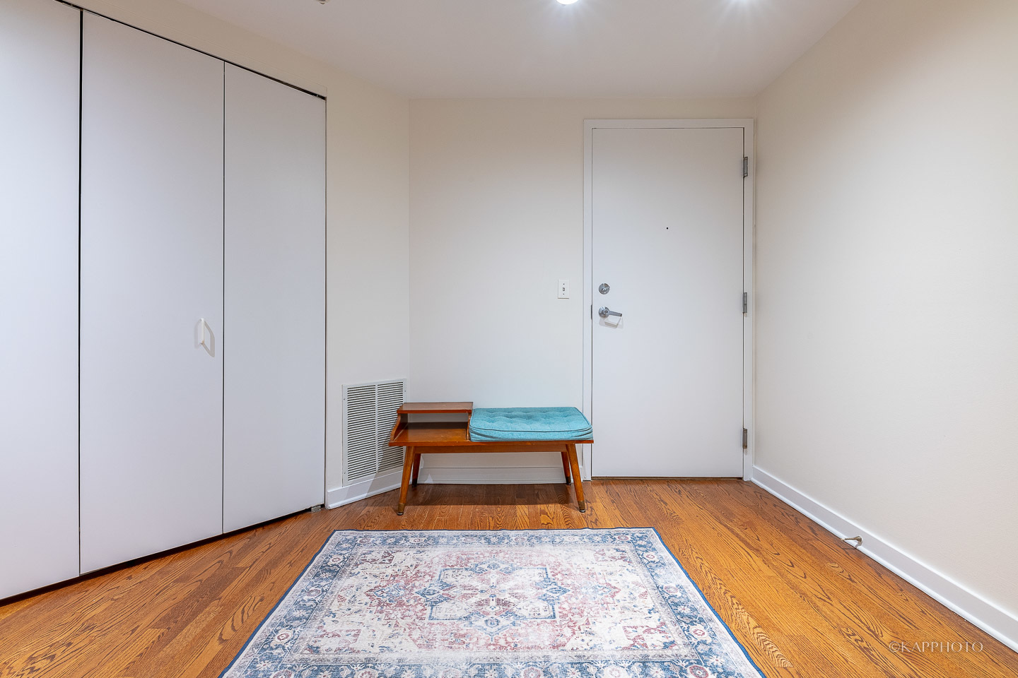 1151 West Washington Boulevard, Unit 125 Chicago, IL 60607 - Photo 3 of 24 a view of room with hardwood