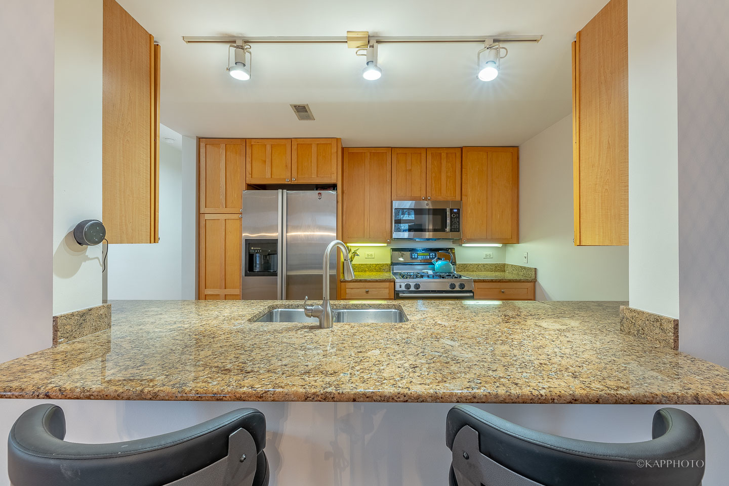 1151 West Washington Boulevard, Unit 125 Chicago, IL 60607 - Photo 7 of 24 a kitchen with sink and window