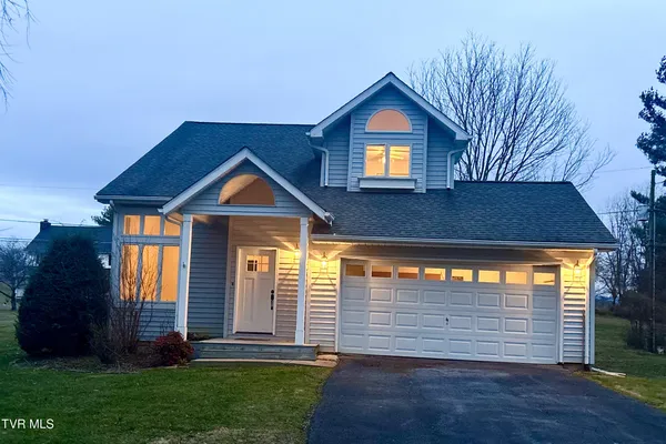 $312,220 | 17413 Mahogany Drive, Abingdon, VA 24210