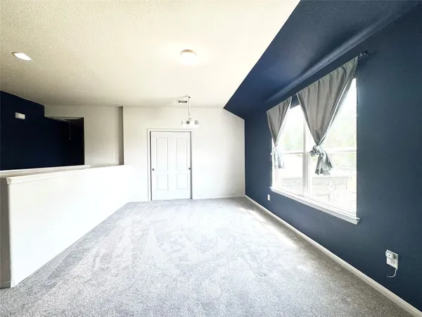 $2,450 | 15218 Loys Coves Court, Humble, TX 77396