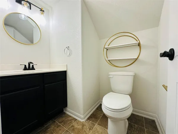 $2,450 | 15218 Loys Coves Court, Humble, TX 77396