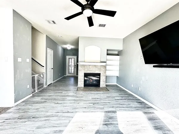 $2,450 | 15218 Loys Coves Court, Humble, TX 77396