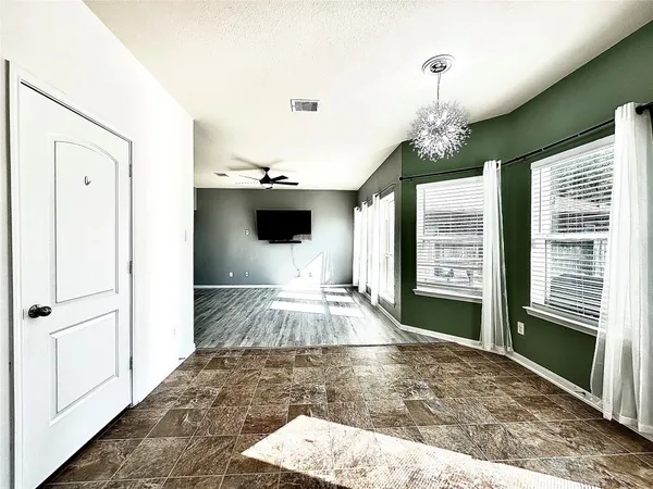 $2,450 | 15218 Loys Coves Court, Humble, TX 77396