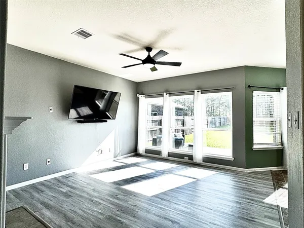 $2,450 | 15218 Loys Coves Court, Humble, TX 77396