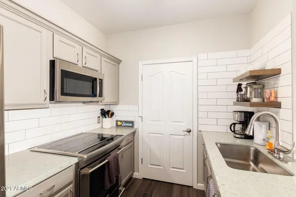 $289,000 | 16013 South Desert Foothills Parkway, Unit 2167, Phoenix, AZ 85048