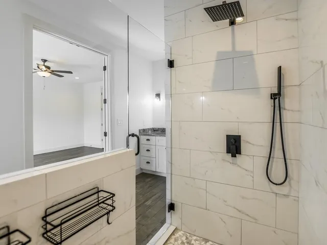 $2,900 | 319 Parallel Circle, Horseshoe Bay, TX 78657