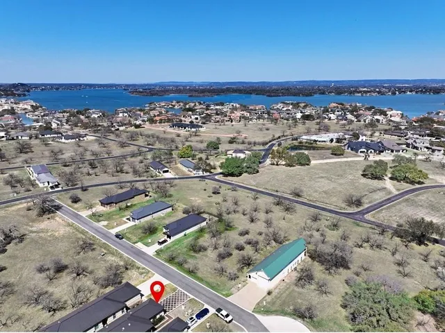 $2,900 | 319 Parallel Circle, Horseshoe Bay, TX 78657