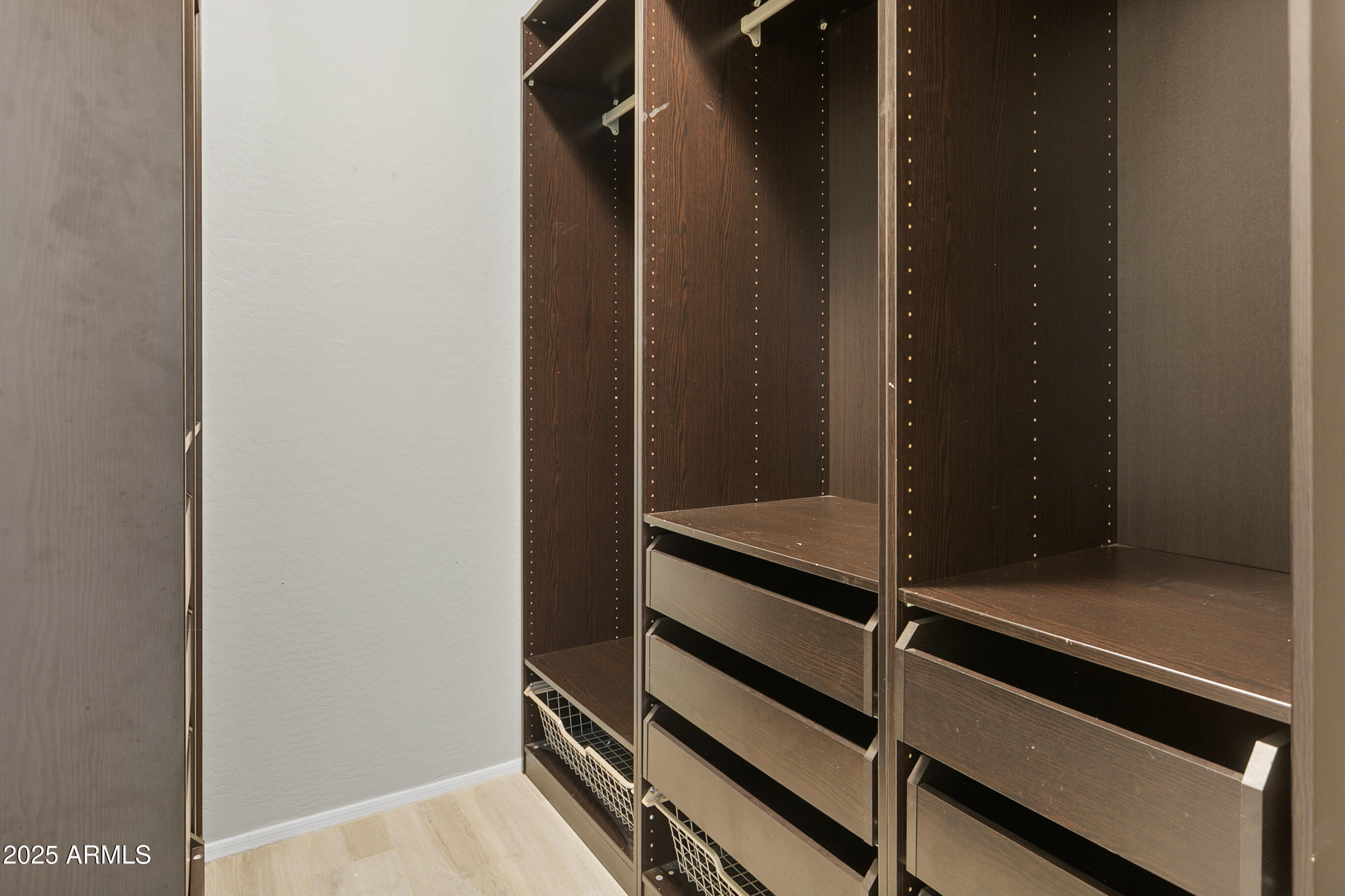 9124 South Roberts Road Tempe, AZ 85284 - Photo 24 of 27 a view of closet