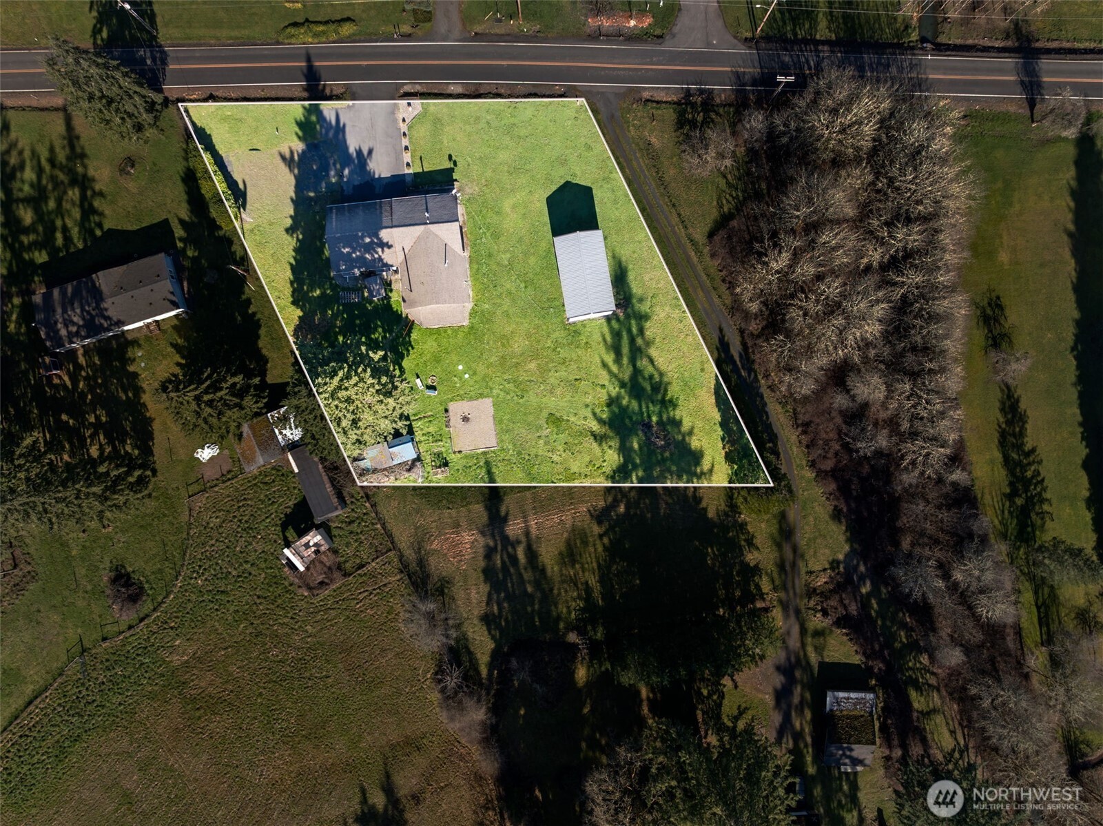 209 Drews Prairie Road Toledo, WA 98591 - Photo 4 of 39