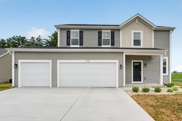 $479,900 | 535 Arbor Ridge Drive, Delavan, WI 53115
