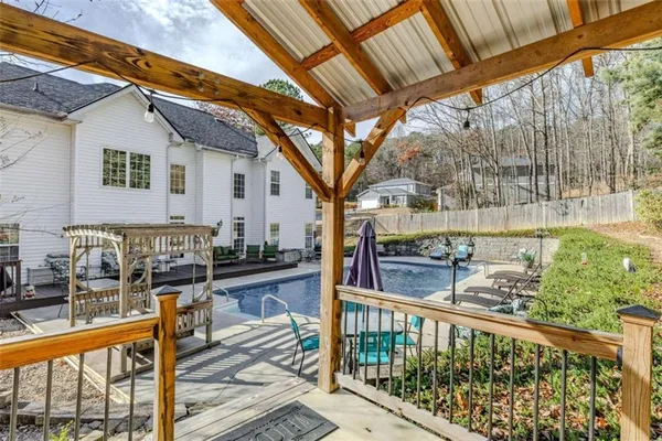 $495,000 | 26 Saddlebrook Drive, Rome, GA 30161