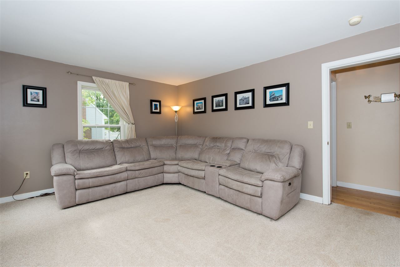 5 Deerfield Court Rochester, NH 03868 - Photo 14 of 34