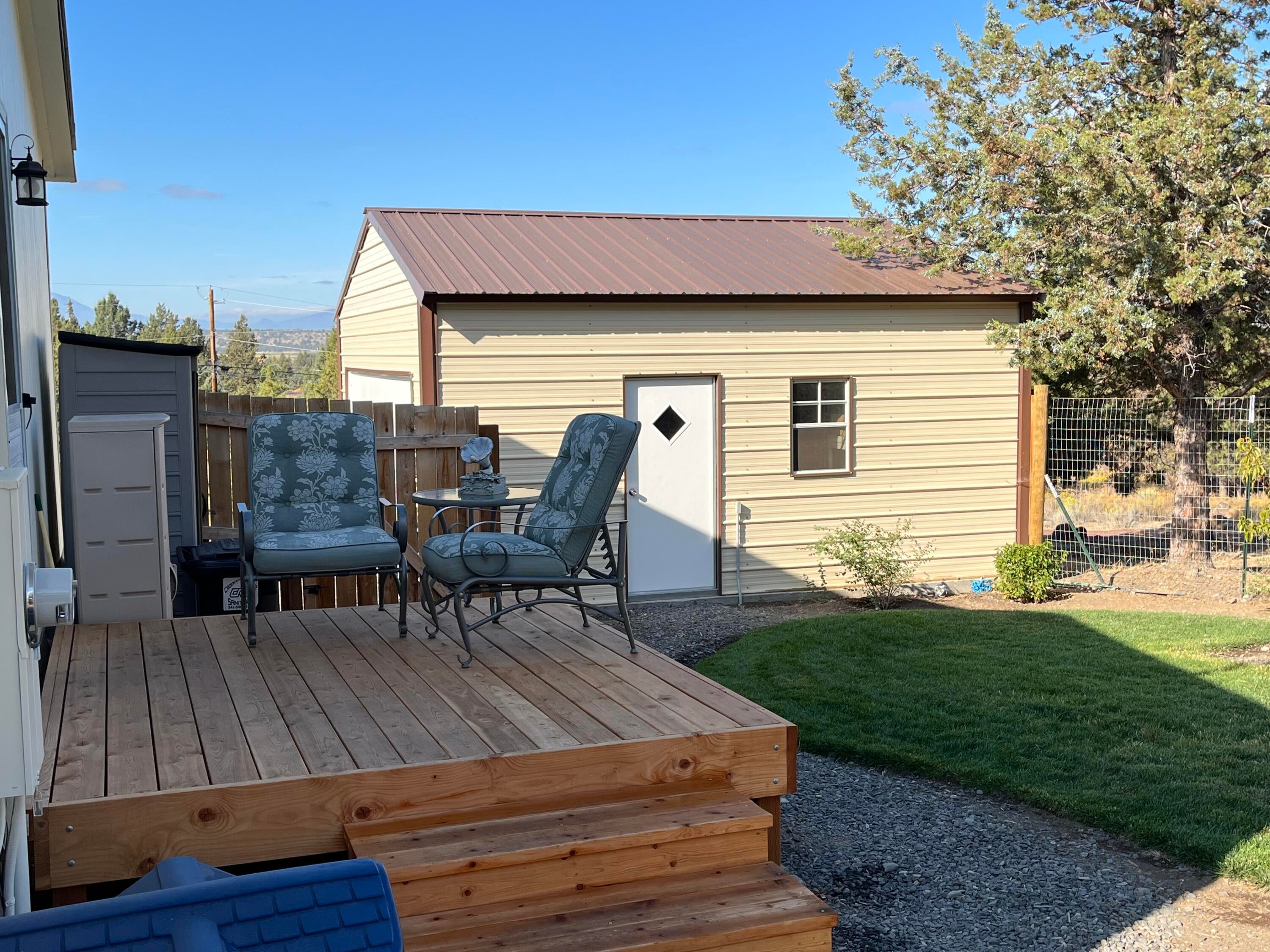 8788 Southwest Shad Road Terrebonne, OR 97760 - Photo 26 of 32 garage