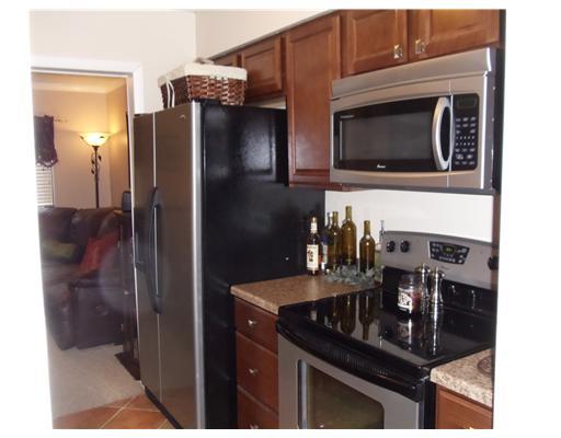 102 Springwater Court Coraopolis, PA 15108 - Photo 6 of 18 Kitchen. All New Appliances. Ceramic Floor.