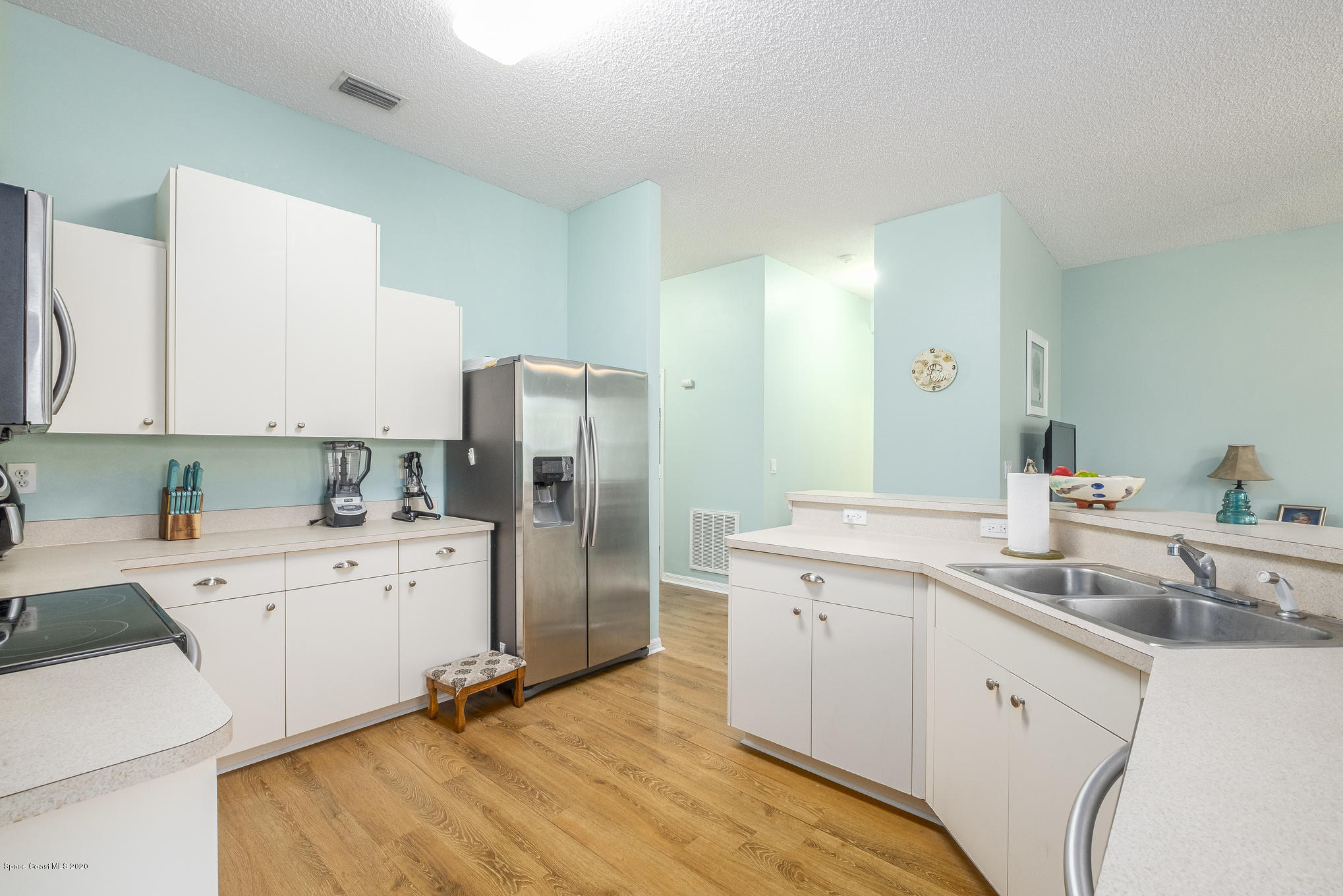263 Titan Road Southeast Palm Bay, FL 32909 - Photo 9 of 27 DSCF8392