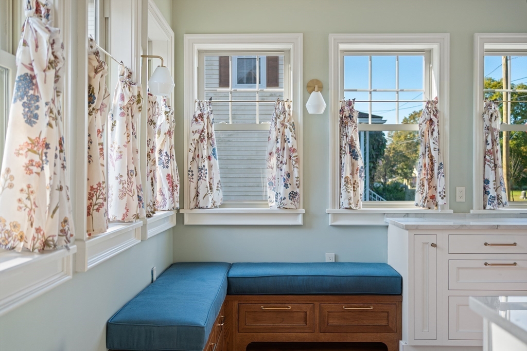 67 Park Street, Unit A Northampton, MA 01062 - Photo 15 of 35