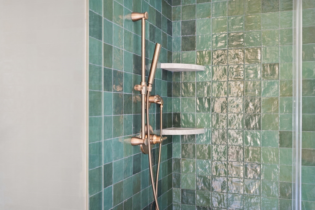 67 Park Street, Unit A Northampton, MA 01062 - Photo 23 of 35