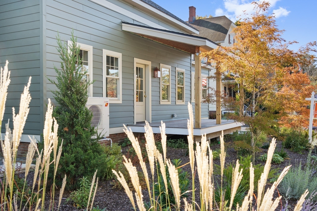 67 Park Street, Unit A Northampton, MA 01062 - Photo 3 of 35