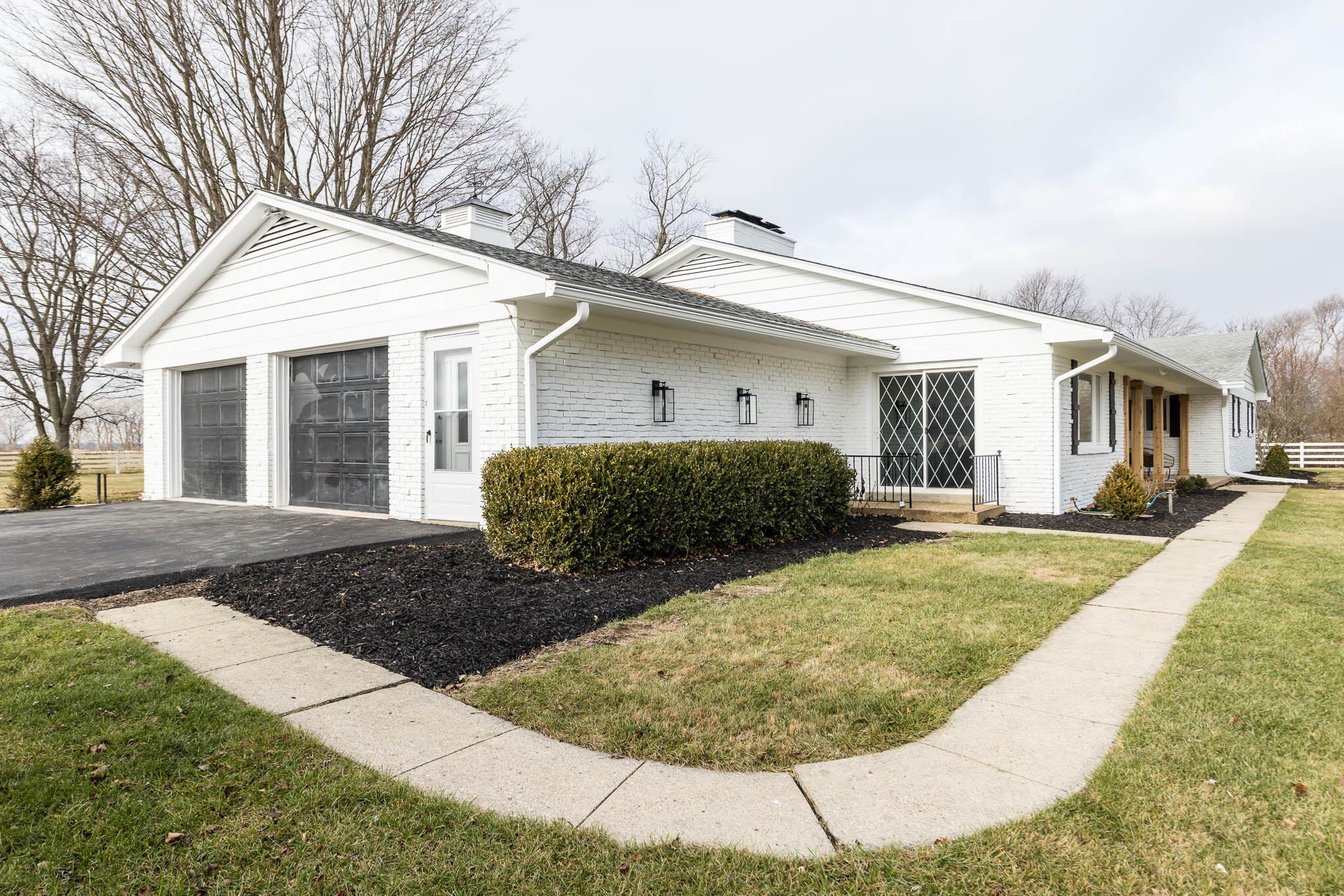 3535 Walker Road Hilliard, OH 43026 - Photo 5 of 53 3535 Walker Rd-05