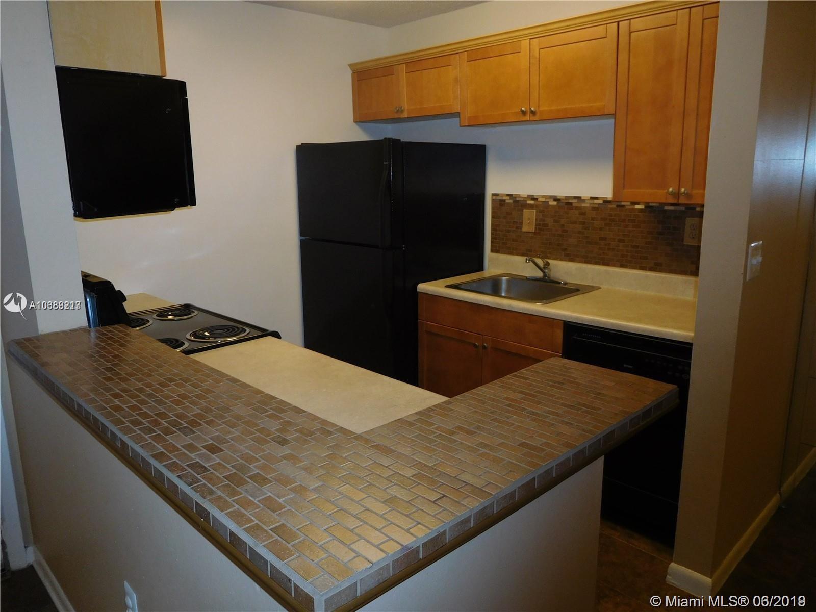 801 Northeast 199th Street, Unit 10610 Miami, FL 33179 - Photo 6 of 22