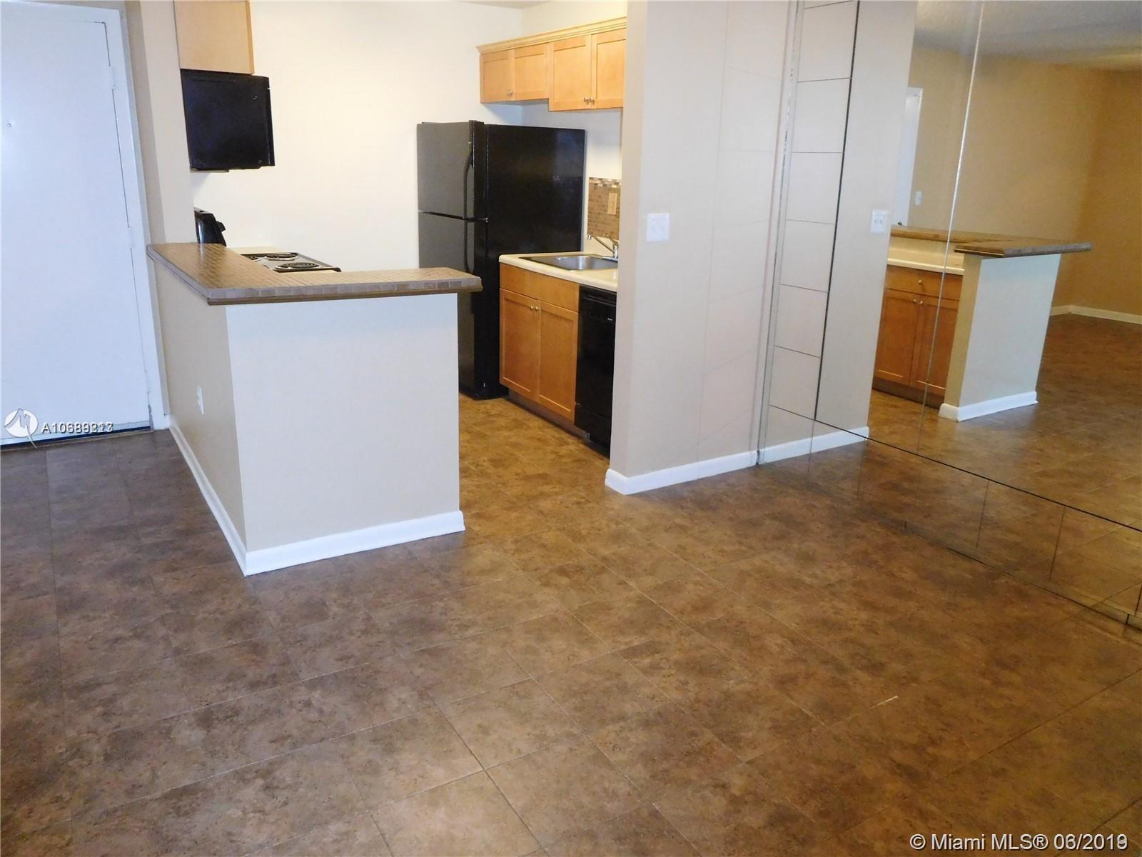 801 Northeast 199th Street, Unit 10610 Miami, FL 33179 - Photo 9 of 22