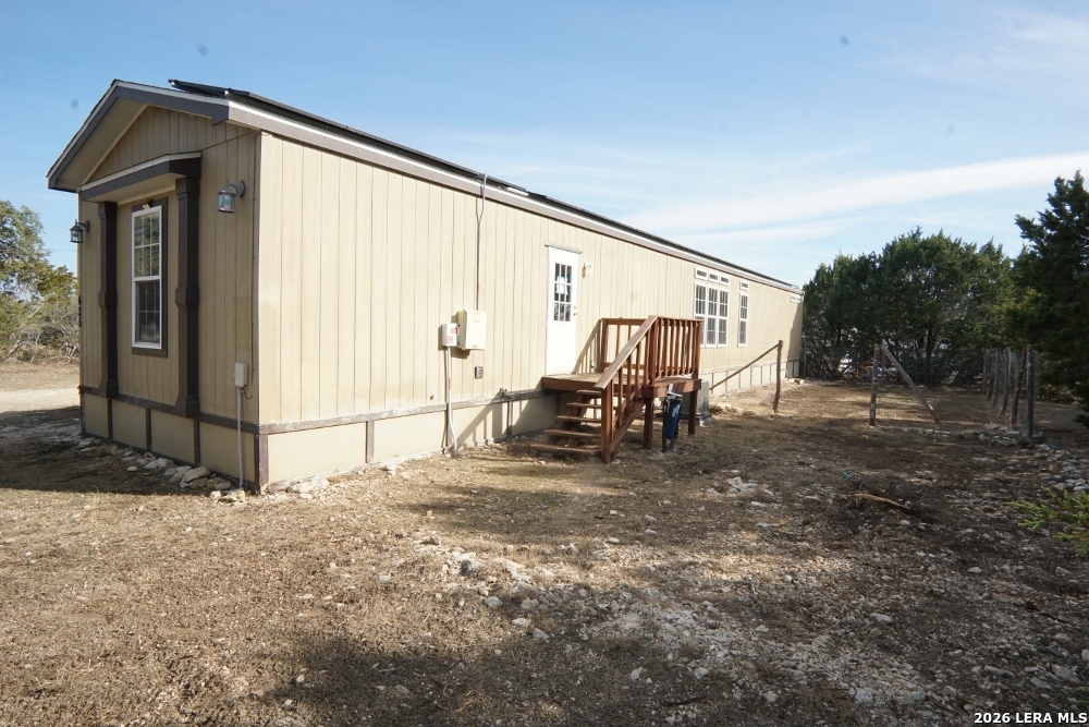 625 Pr 1517 Bandera, TX 78003 - Photo 7 of 18