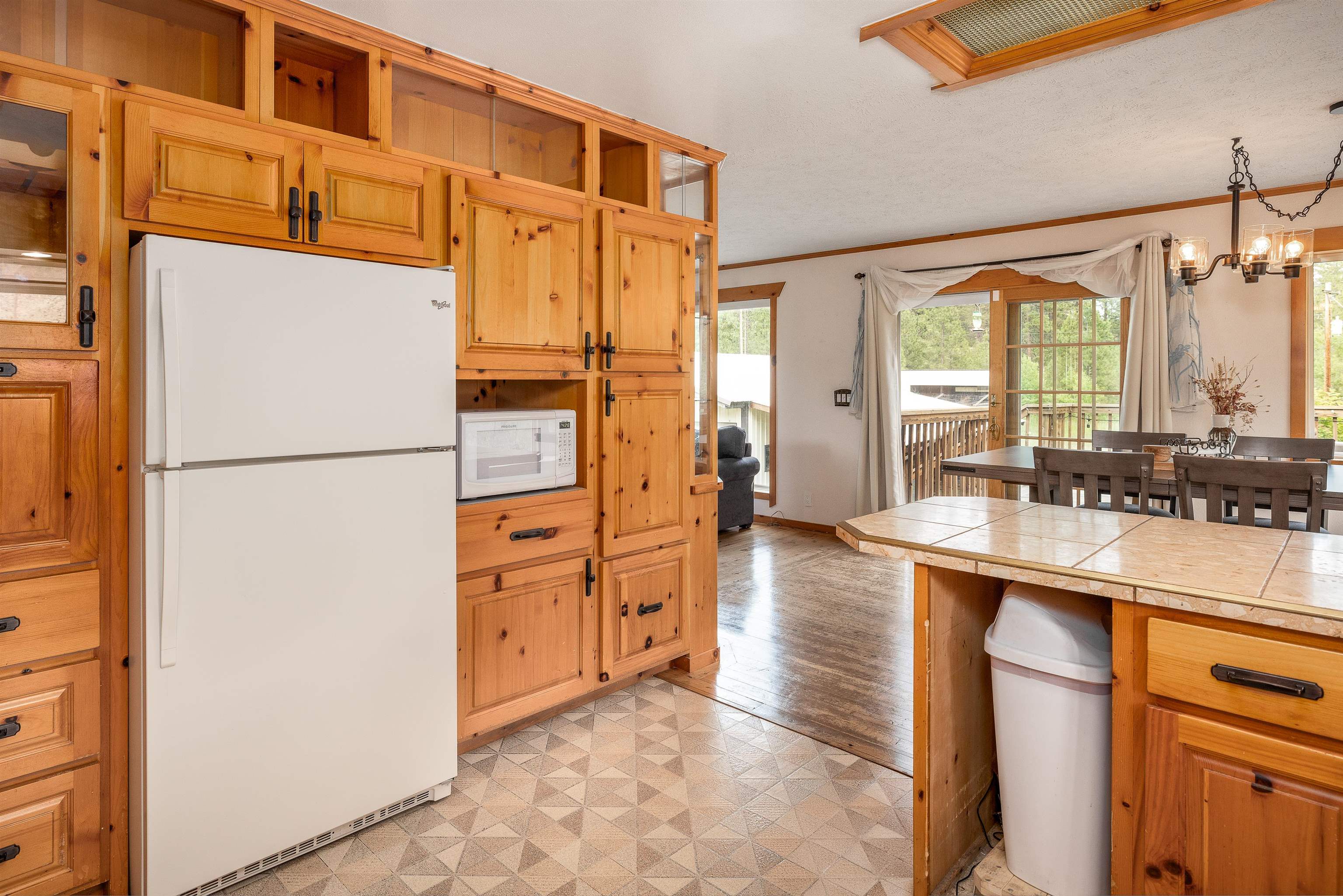 4411 West Pinto Road Cheney, WA 99004 - Photo 4 of 27