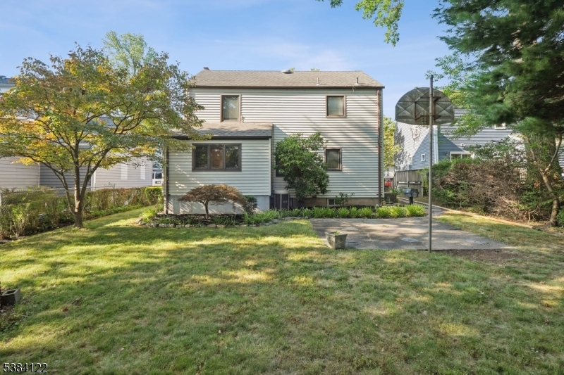20 Kew Drive Springfield, NJ 07081 - Photo 15 of 19 a house view with a outdoor space