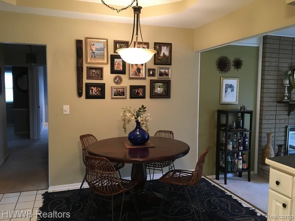 18044 Levan Road Livonia, MI 48152 - Photo 8 of 16 IMG_1373.JPG