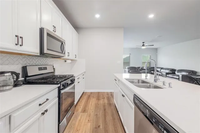 $2,695 | 2815 Haystack Lane, Round Rock, TX 78665