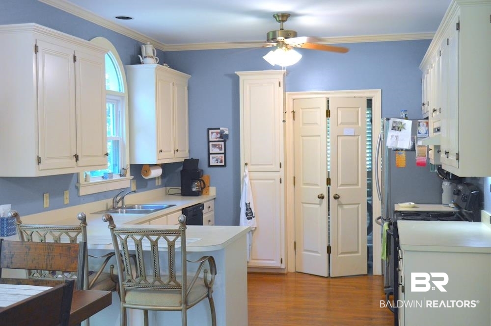141 Donette Loop Daphne, AL 36526 - Photo 11 of 39 Galley Kitchen