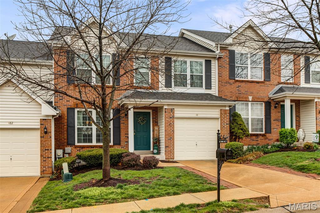 484 Summit Tree Court Fenton, MO 63026 - Photo 2 of 37