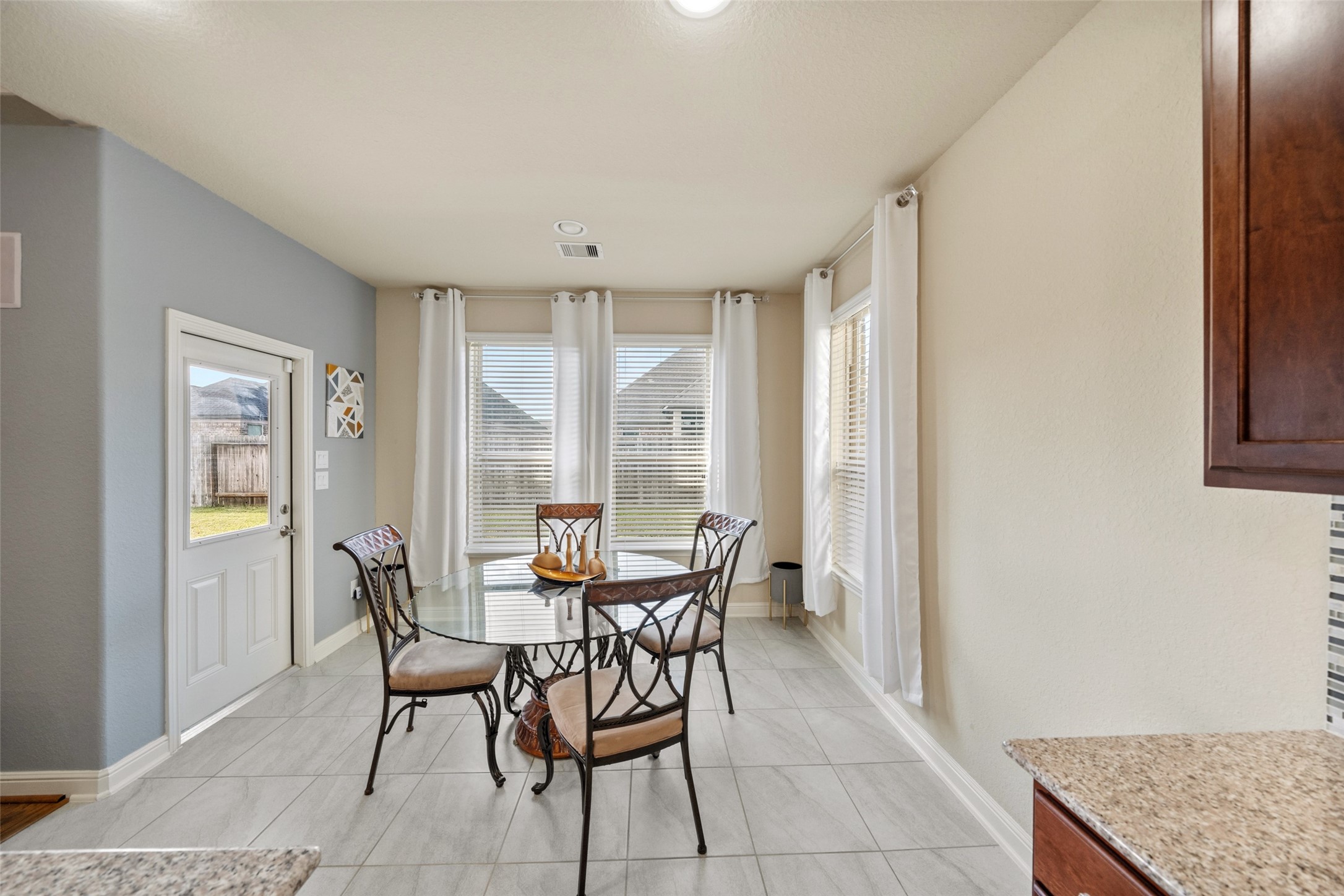 4922 Mountain Maple Trail Rosenberg, TX 77471 - Photo 9 of 34