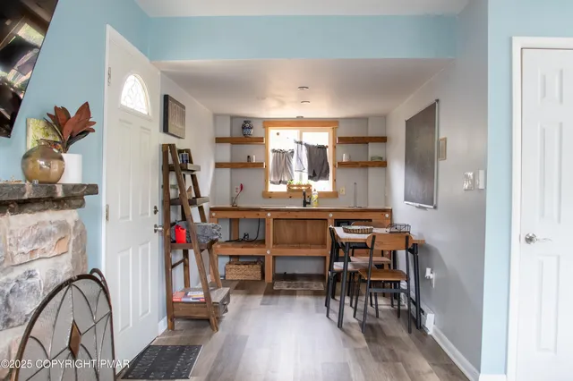 $850,000 | 111 Rippling Brook Road, Canadensis, PA 18325