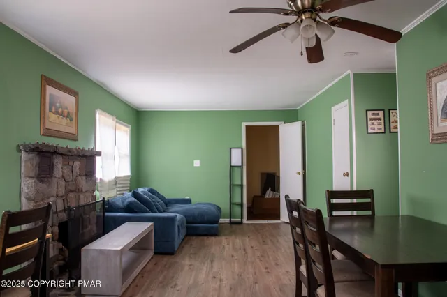 $850,000 | 111 Rippling Brook Road, Canadensis, PA 18325