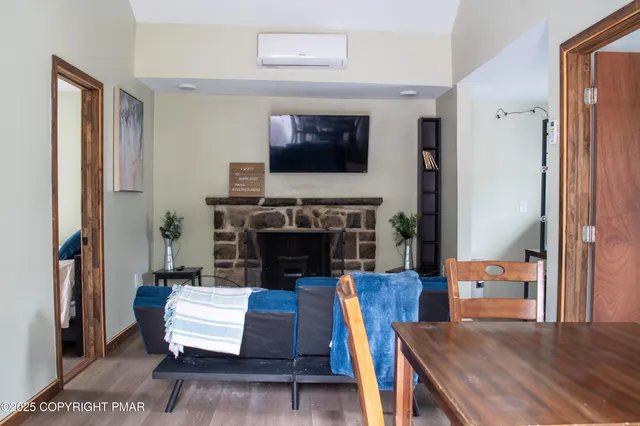 $850,000 | 111 Rippling Brook Road, Canadensis, PA 18325