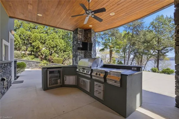 $4,850,000 | 158 Printers Lane, New London, NC 28127