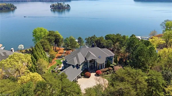 $4,850,000 | 158 Printers Lane, New London, NC 28127