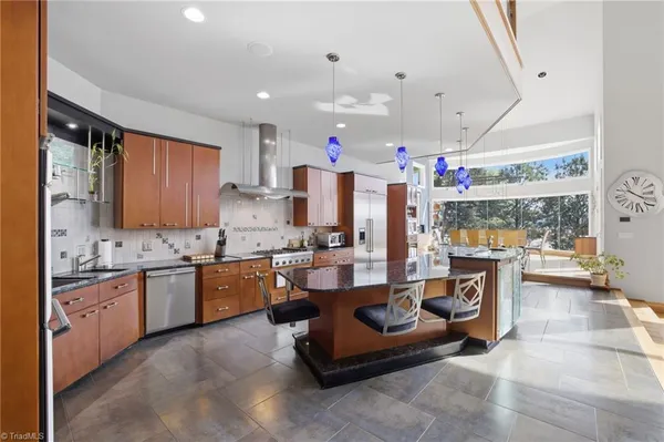$4,850,000 | 158 Printers Lane, New London, NC 28127