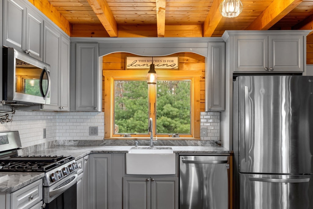 81 South Meadow Road Carver, MA 02330 - Photo 16 of 42