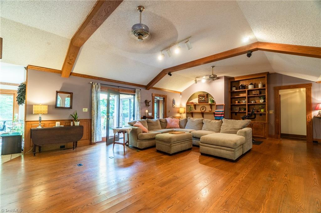 4510 River Ridge Road Pfafftown, NC 27040 - Photo 4 of 49 Gallery Image 4