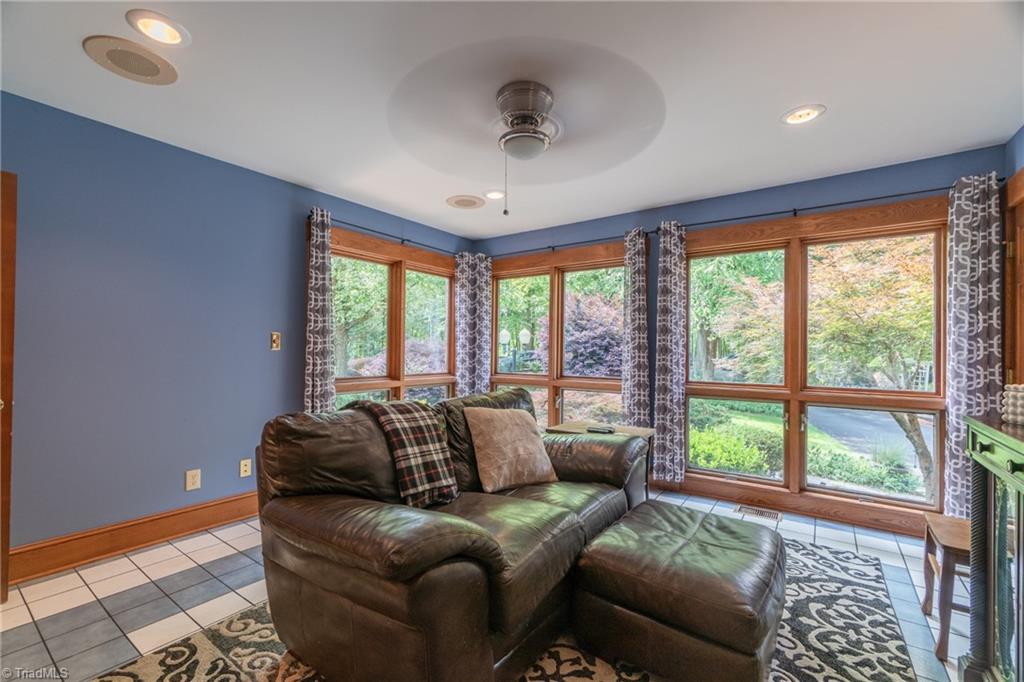 4510 River Ridge Road Pfafftown, NC 27040 - Photo 10 of 49 Gallery Image 10