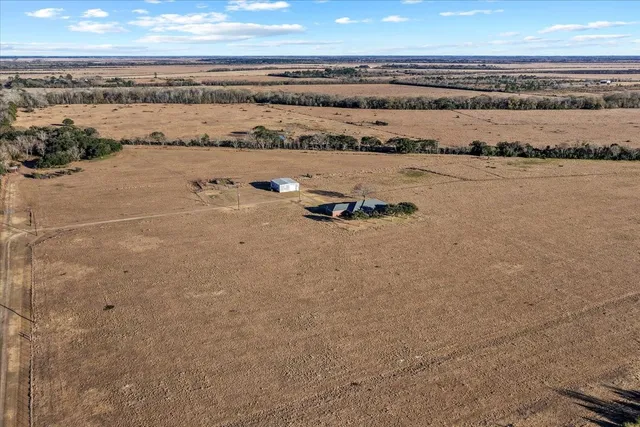 $3,500,000 | 3857 Highway 61, Devers, TX 77538