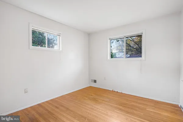 $475,000 | 1118 Downs Drive, Silver Spring, MD 20904