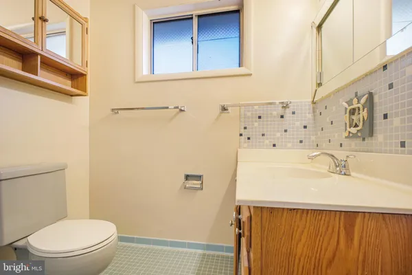$475,000 | 1118 Downs Drive, Silver Spring, MD 20904